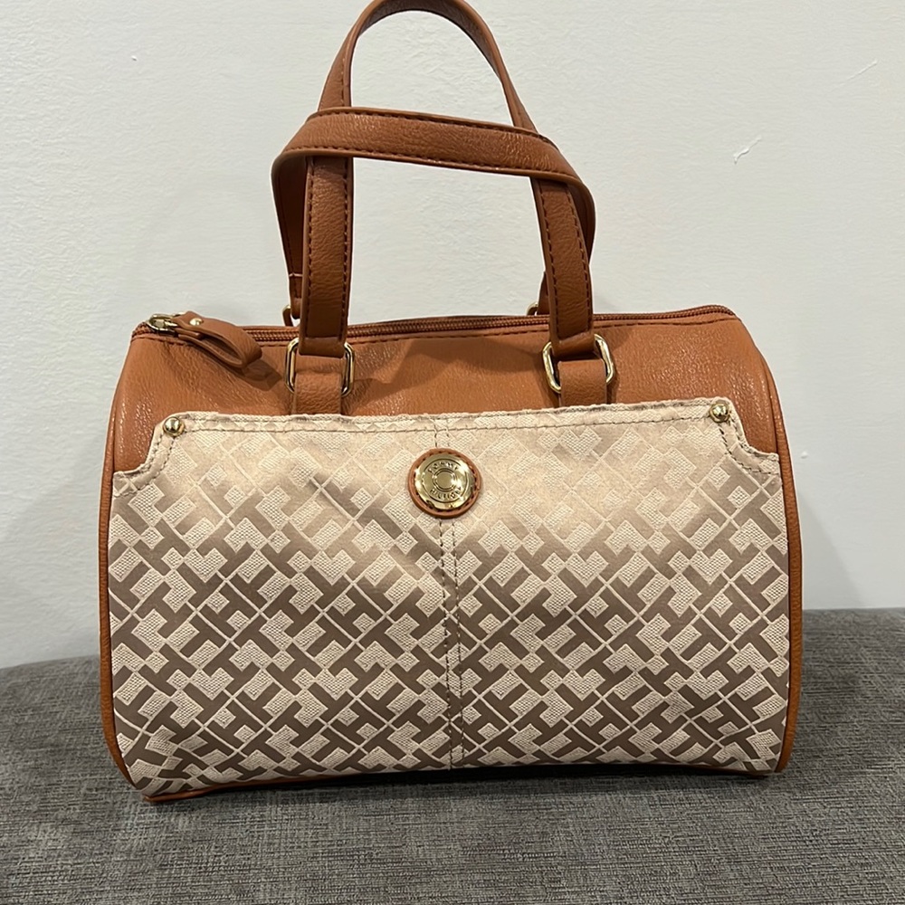 Tommy Hilfiger Purse